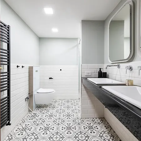 Easylife - Sofia Villa Como