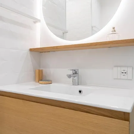 Easylife - Sofia Villa Como