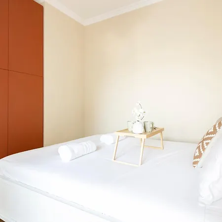 Easylife - Sofia * Como